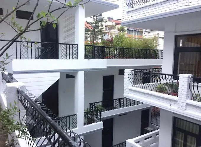 Hotel Holy 2*